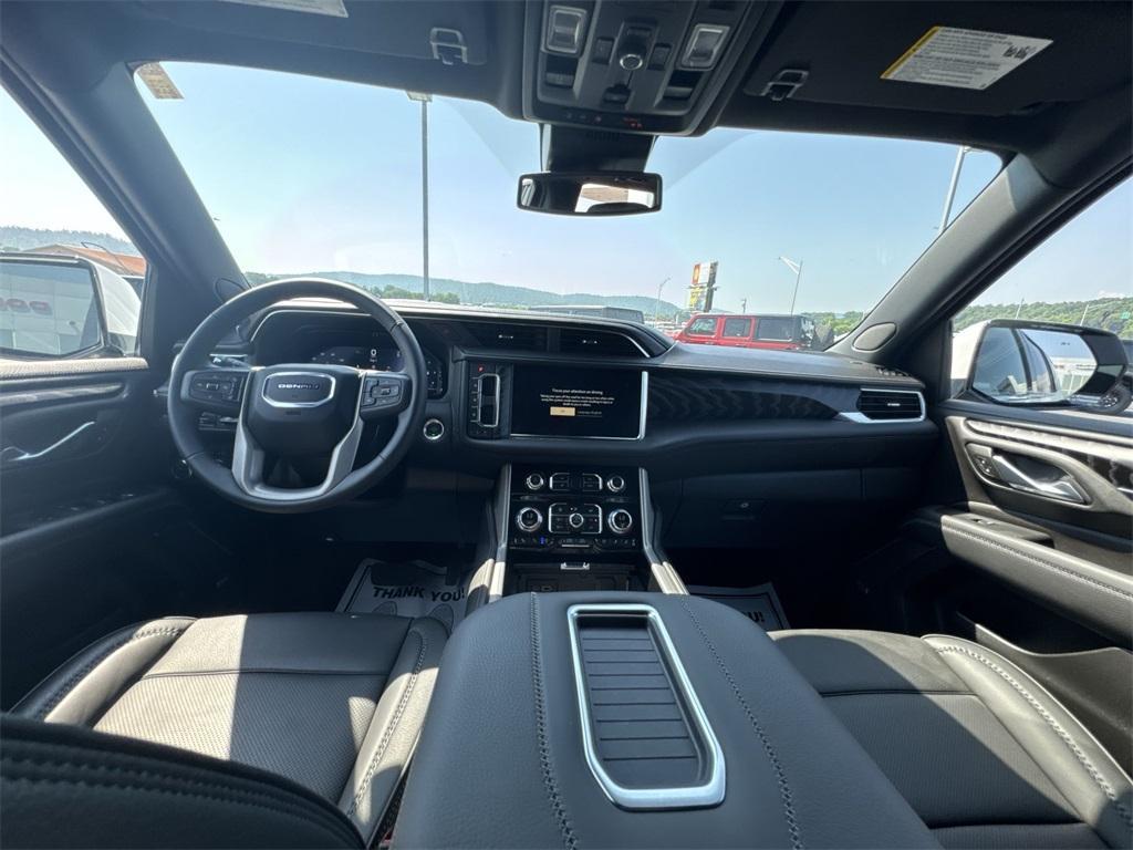 used 2024 GMC Yukon car, priced at $81,975