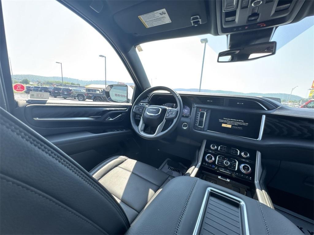 used 2024 GMC Yukon car, priced at $81,975