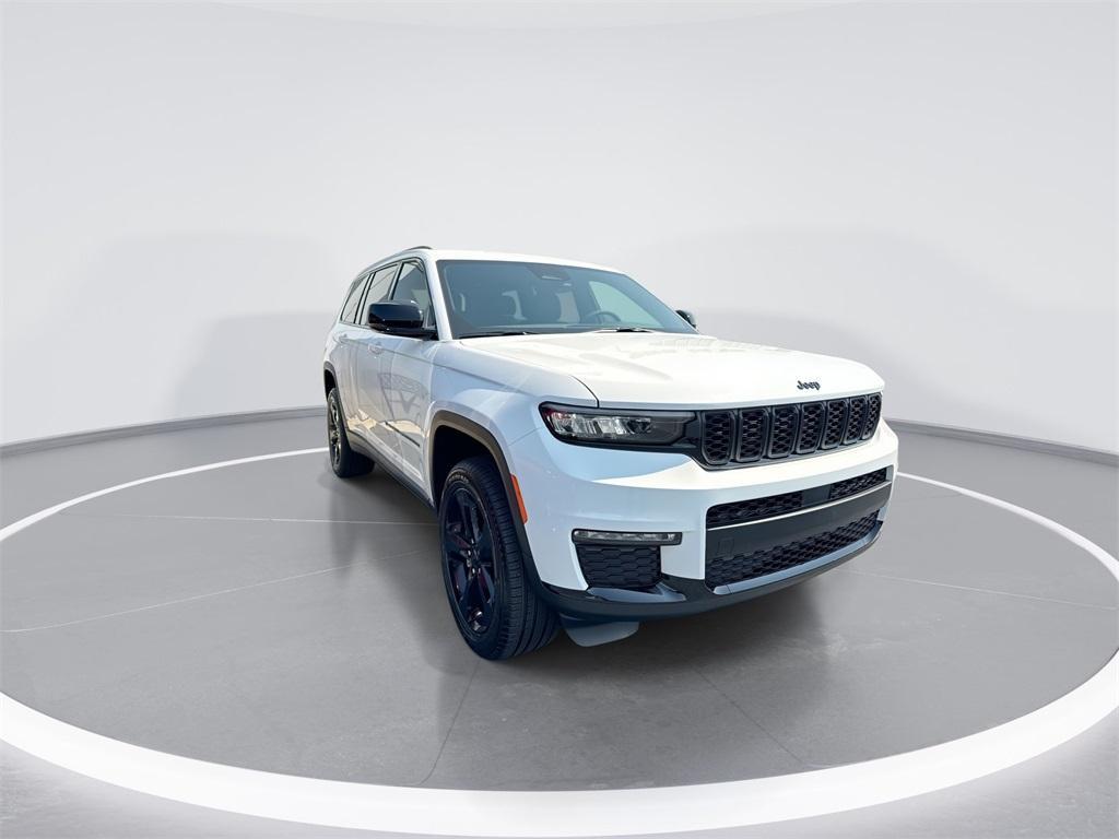 new 2025 Jeep Grand Cherokee L car