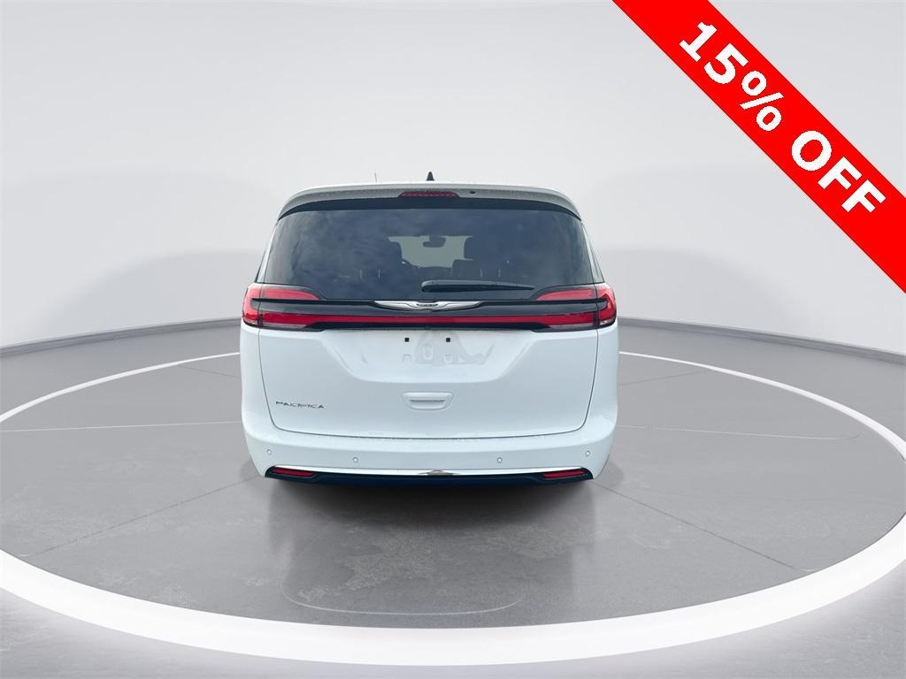 new 2025 Chrysler Pacifica car, priced at $37,778