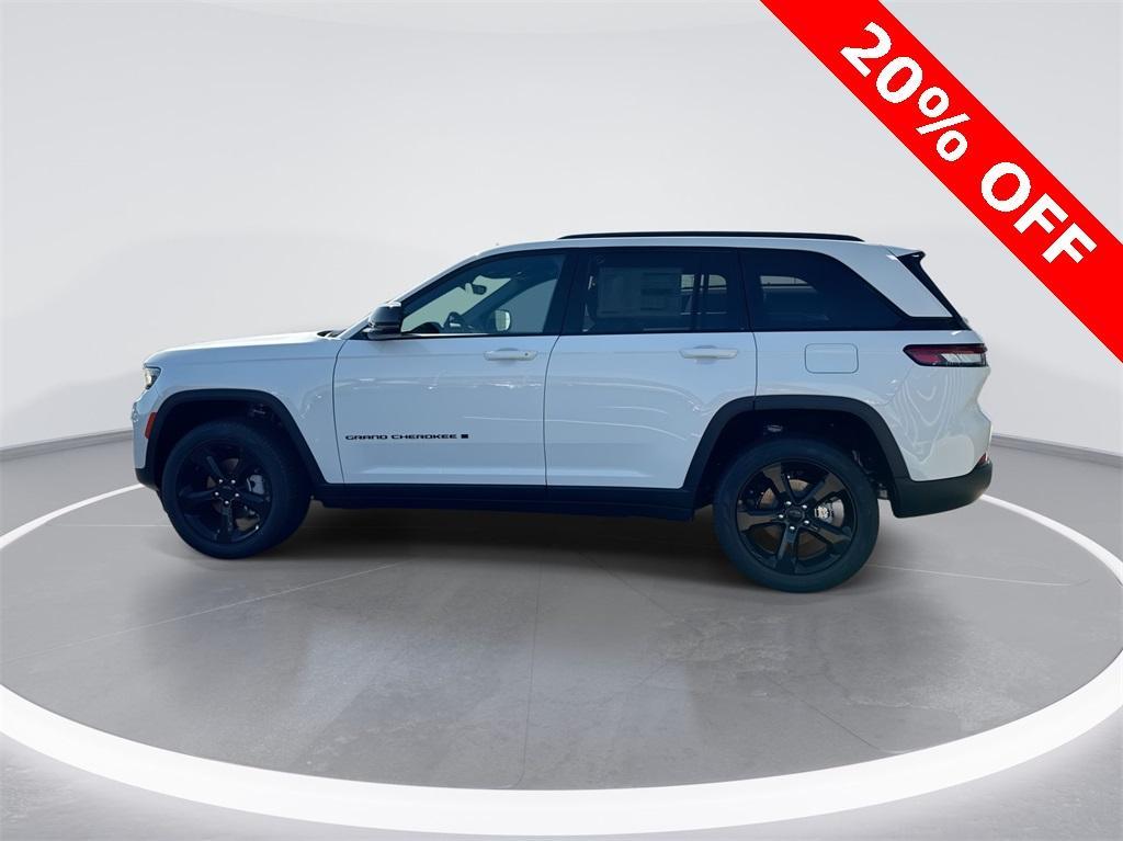 new 2025 Jeep Grand Cherokee car, priced at $42,348