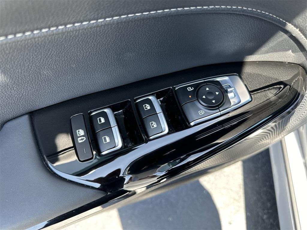 used 2025 Kia K5 car, priced at $28,808