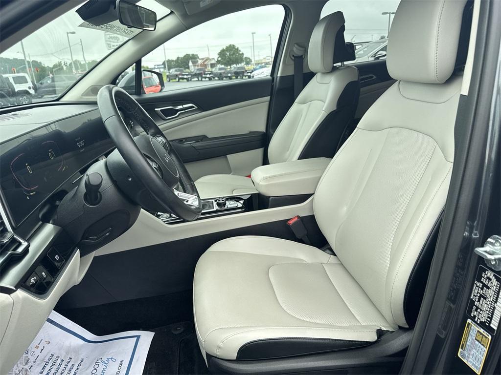 used 2024 Kia Sportage car, priced at $27,119