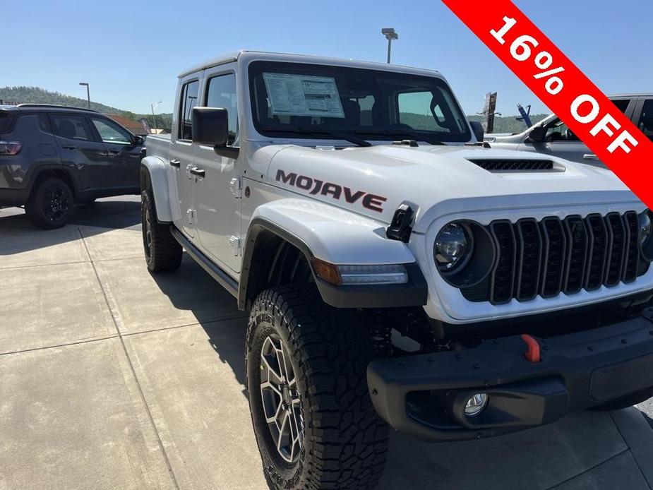new 2024 Jeep Gladiator car, priced at $58,578