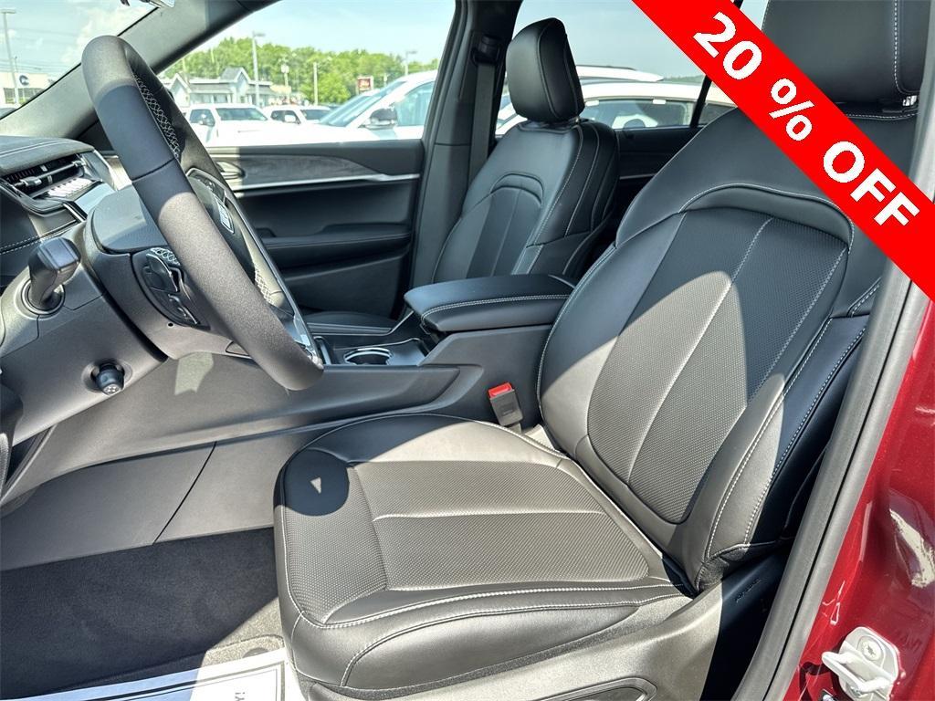 new 2025 Jeep Grand Cherokee L car, priced at $47,004