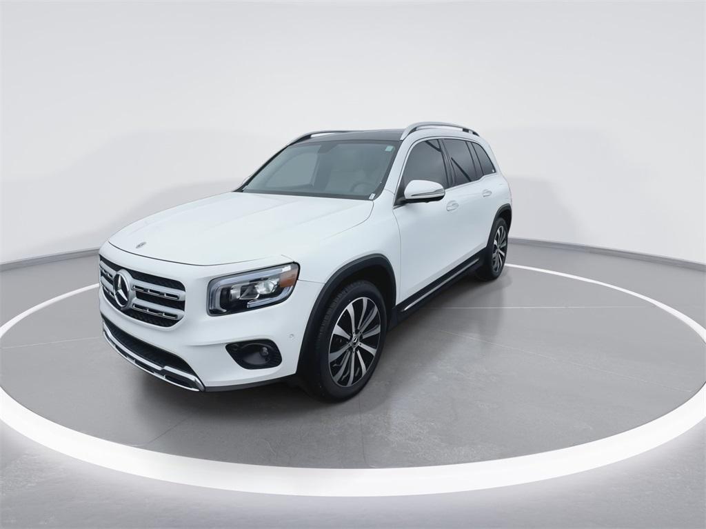 used 2022 Mercedes-Benz GLB 250 car, priced at $28,890