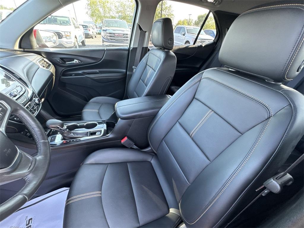 used 2022 Chevrolet Equinox car, priced at $26,635