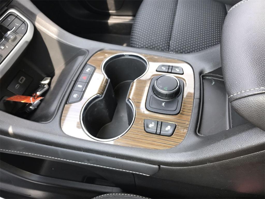 used 2023 GMC Acadia car, priced at $28,986