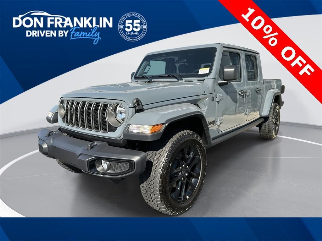 new 2025 Jeep Gladiator car, priced at $40,212