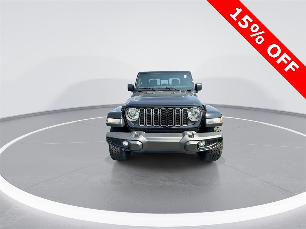 new 2025 Jeep Gladiator car, priced at $37,978