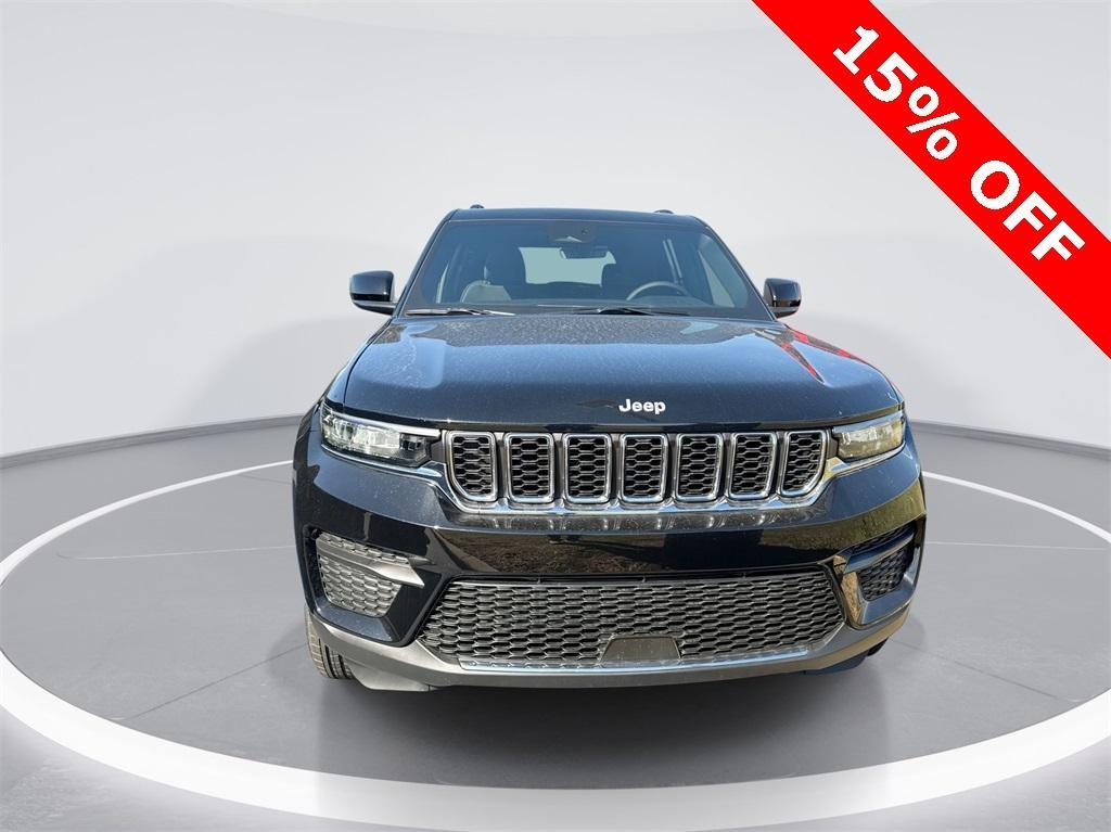 new 2025 Jeep Grand Cherokee car, priced at $36,614