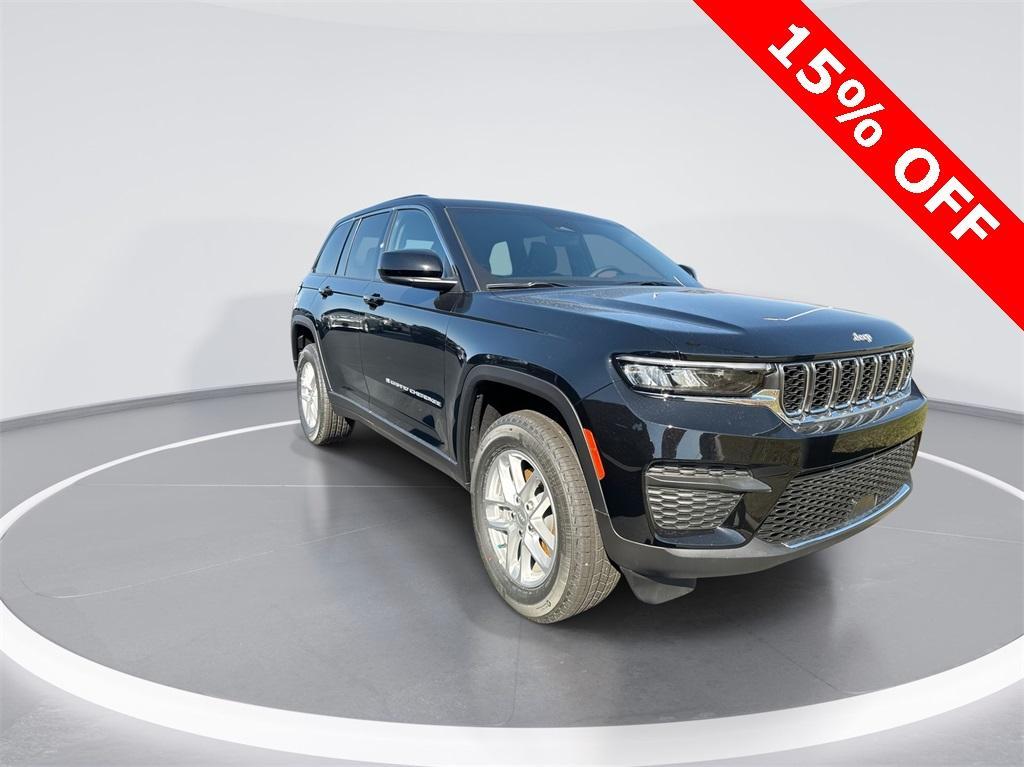 new 2025 Jeep Grand Cherokee car, priced at $36,614