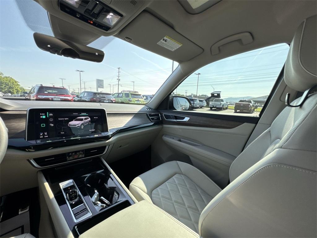 used 2025 Volkswagen Atlas car, priced at $47,990