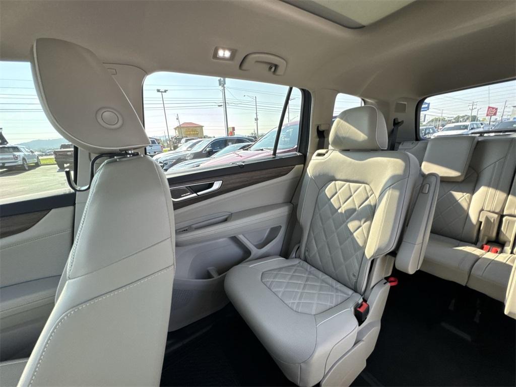 used 2025 Volkswagen Atlas car, priced at $47,990