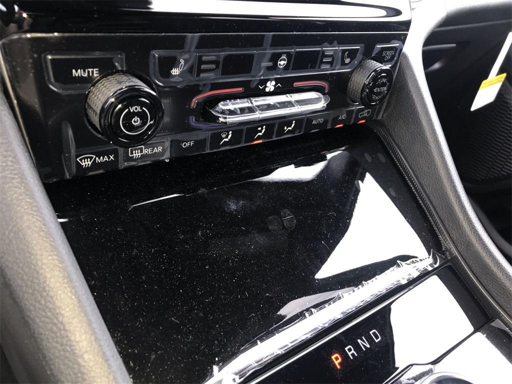 new 2025 Jeep Grand Cherokee L car