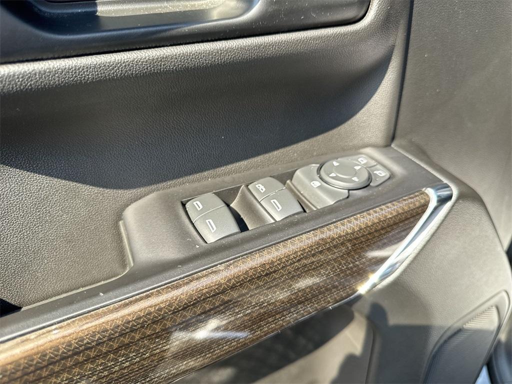 used 2022 Chevrolet Silverado 1500 Limited car, priced at $40,132