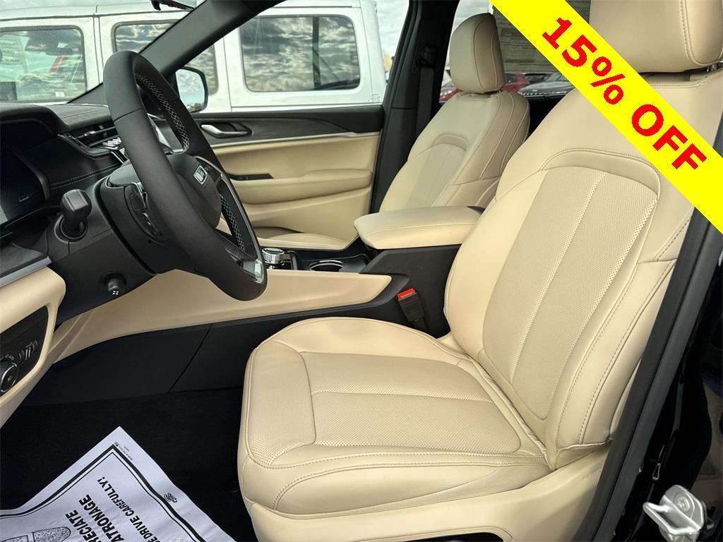 new 2025 Jeep Grand Cherokee L car, priced at $51,557