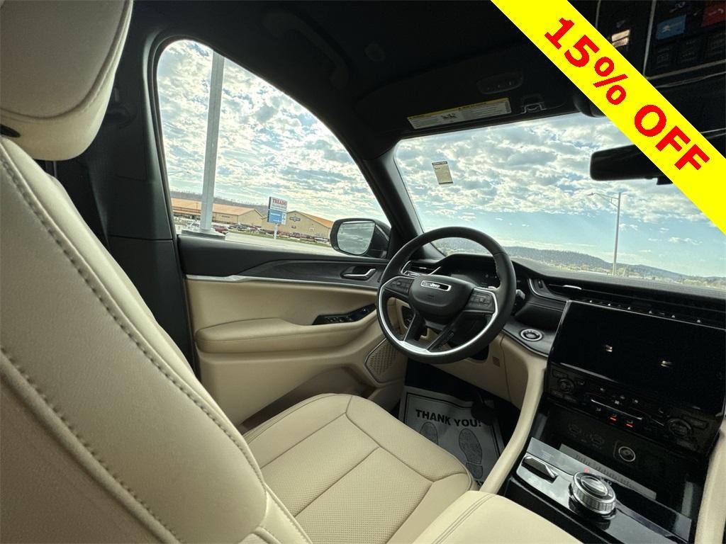 new 2025 Jeep Grand Cherokee L car, priced at $51,557