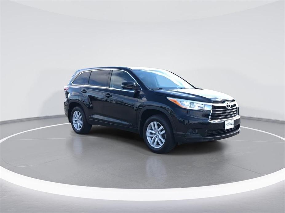 used 2014 Toyota Highlander car, priced at $21,995