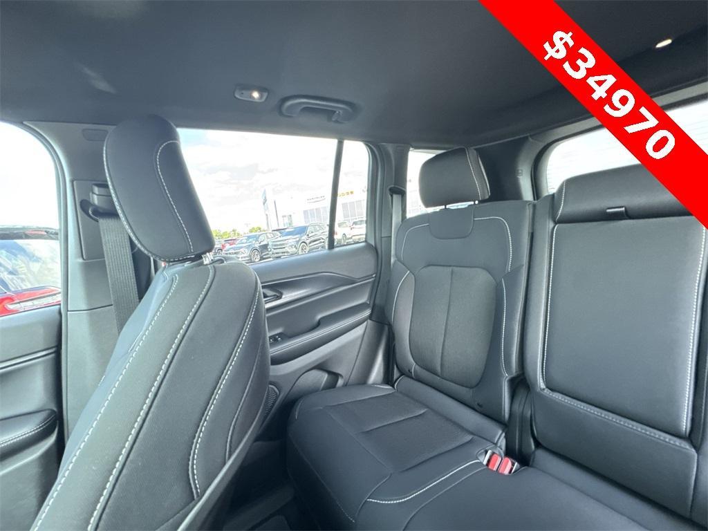 new 2025 Jeep Grand Cherokee car, priced at $34,970