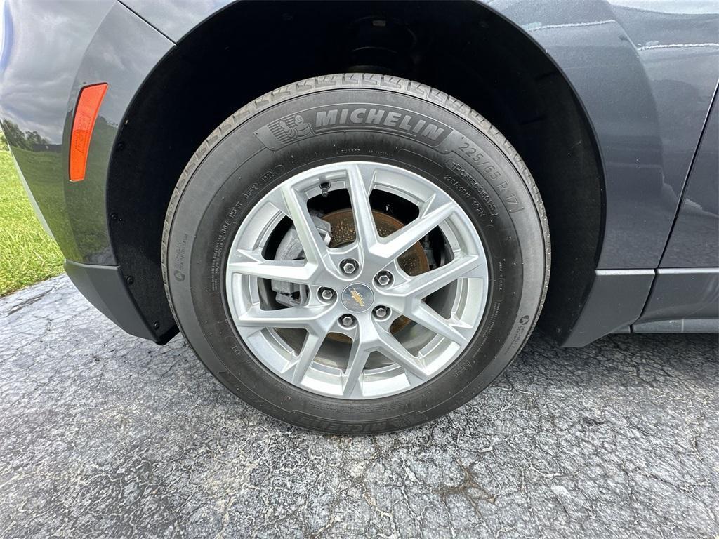 used 2023 Chevrolet Equinox car, priced at $21,954