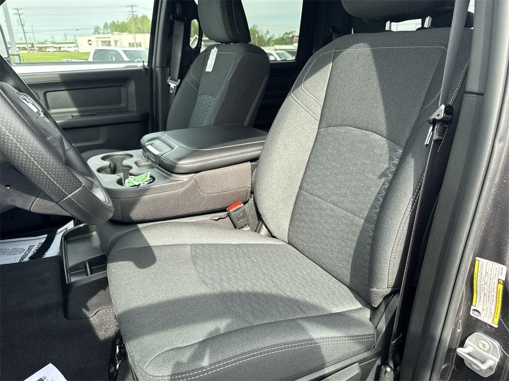 new 2025 Ram 2500 car, priced at $62,165