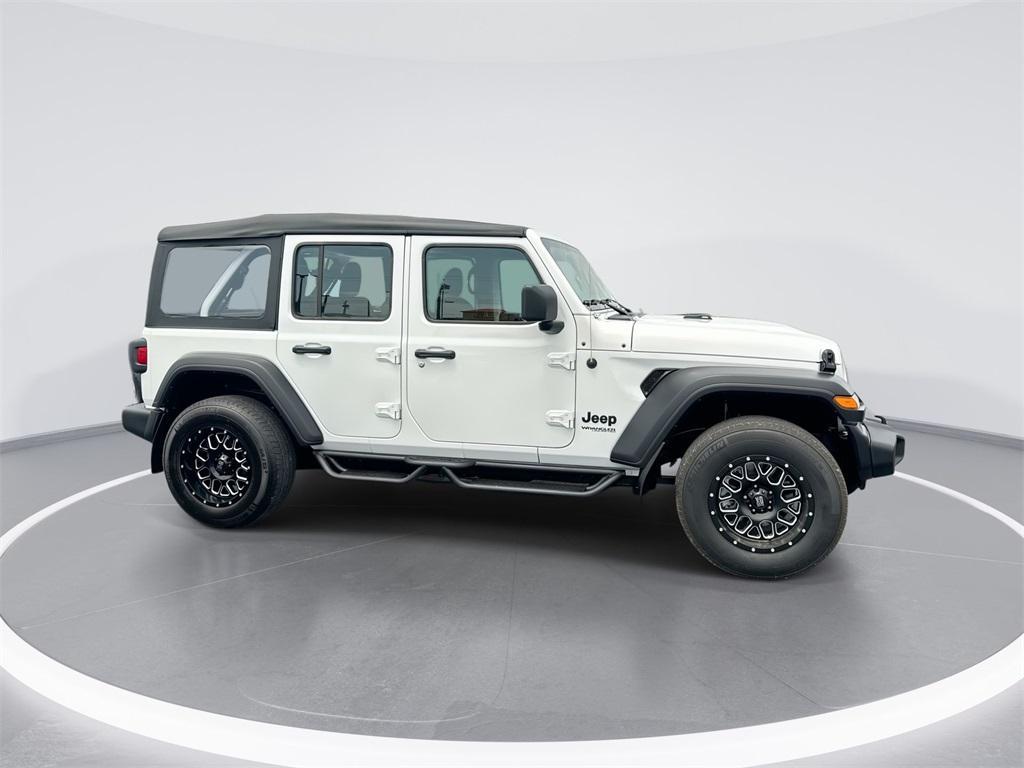 used 2022 Jeep Wrangler Unlimited car, priced at $31,683