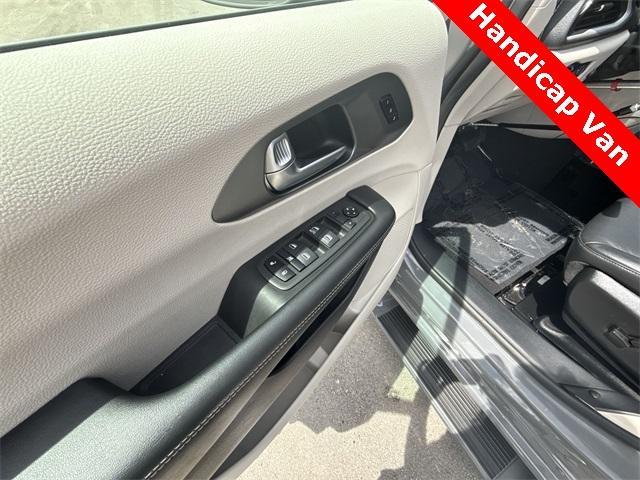 used 2022 Chrysler Pacifica car, priced at $54,898