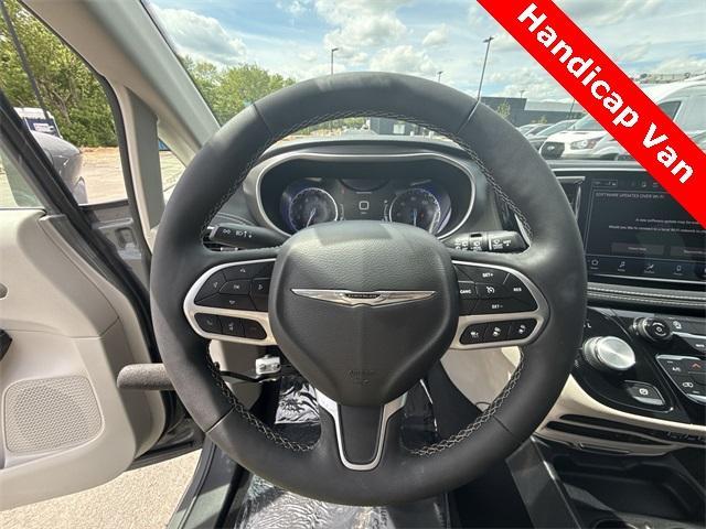 used 2022 Chrysler Pacifica car, priced at $54,898