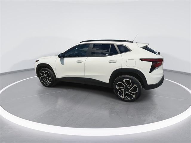 used 2025 Chevrolet Trax car, priced at $26,288