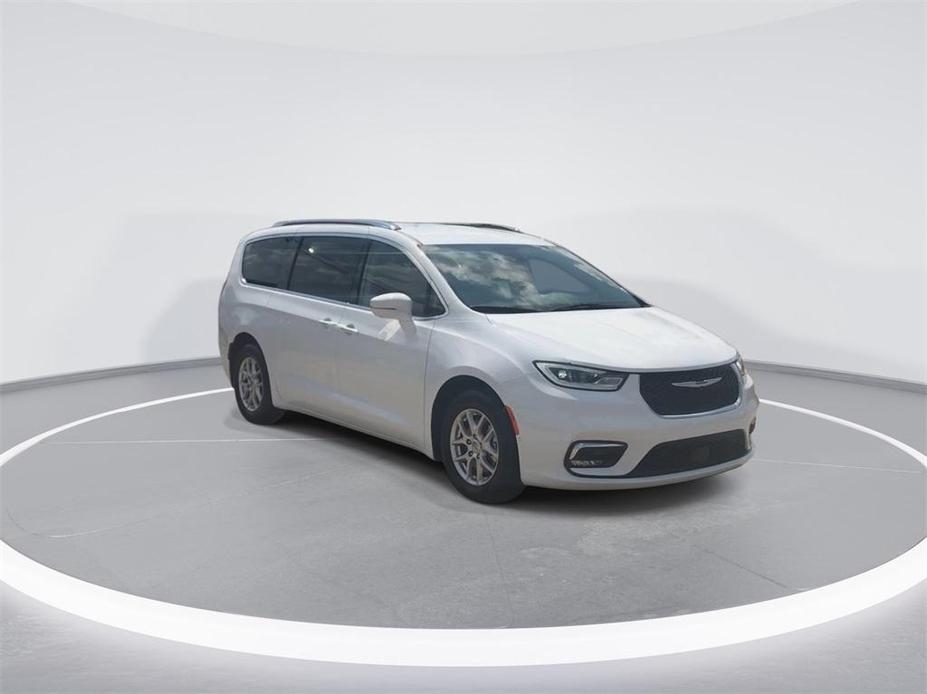 used 2021 Chrysler Pacifica car, priced at $26,296