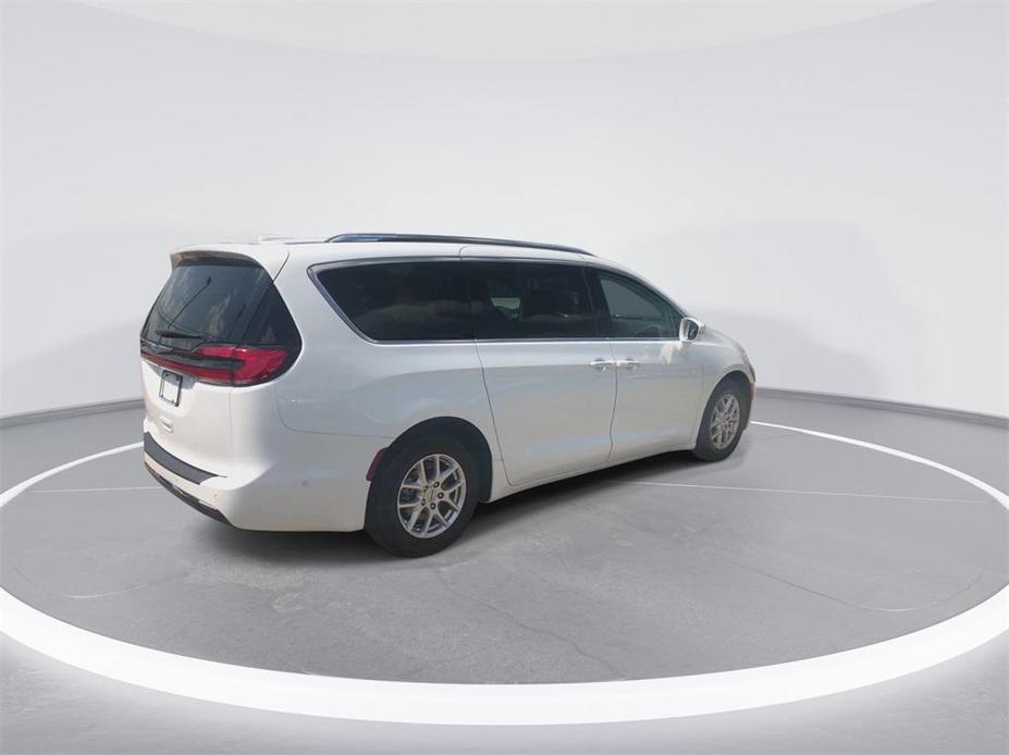 used 2021 Chrysler Pacifica car, priced at $26,296