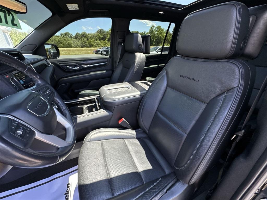 used 2021 GMC Yukon XL car, priced at $46,800