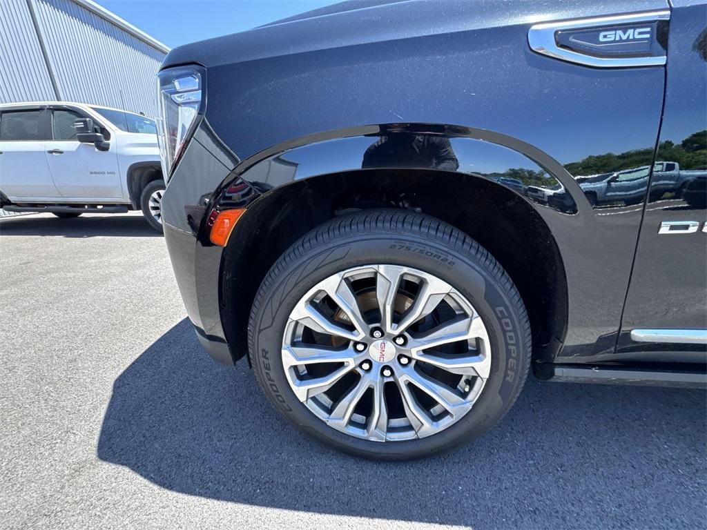 used 2021 GMC Yukon XL car, priced at $46,800