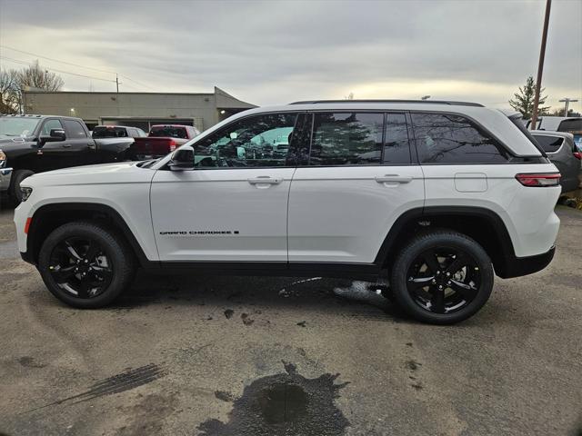 new 2025 Jeep Grand Cherokee car, priced at $42,493