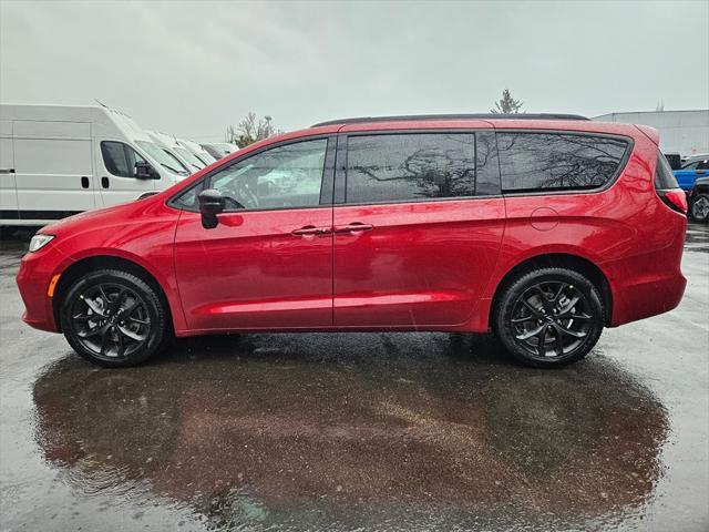 new 2025 Chrysler Pacifica car, priced at $46,993