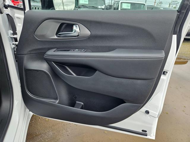new 2025 Chrysler Voyager car, priced at $37,616