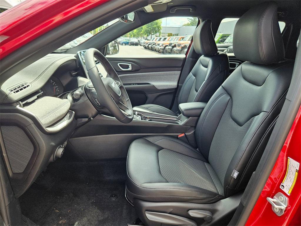 new 2025 Jeep Compass car, priced at $25,993