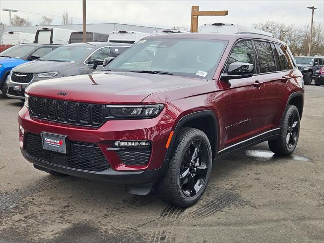 new 2025 Jeep Grand Cherokee car, priced at $42,993