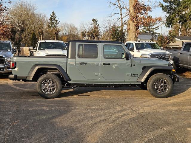 new 2025 Jeep Gladiator car, priced at $40,493