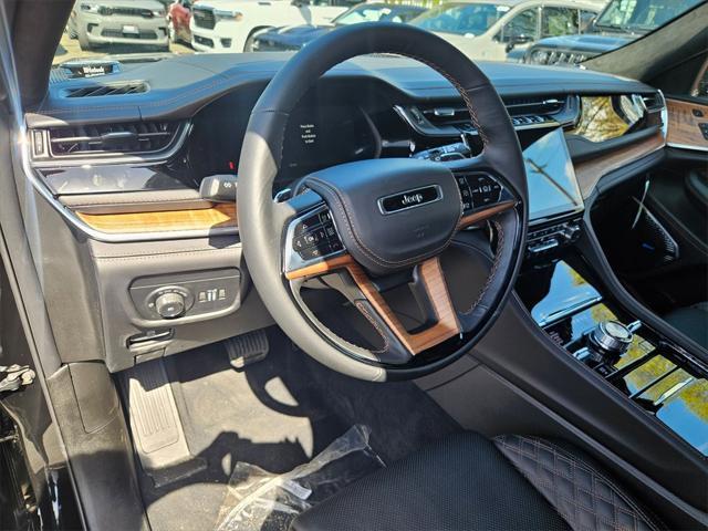 new 2025 Jeep Grand Cherokee car, priced at $68,725