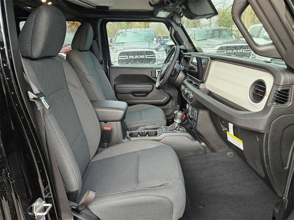 new 2025 Jeep Gladiator car, priced at $44,993