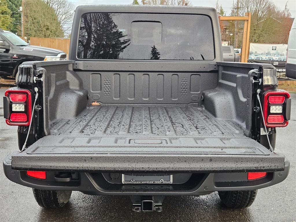 new 2025 Jeep Gladiator car, priced at $44,993