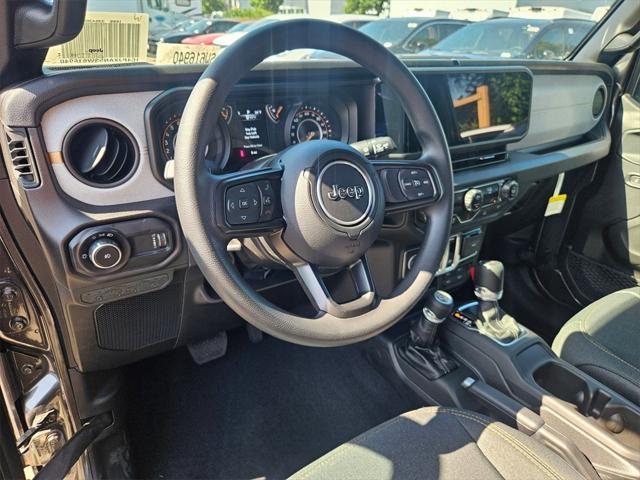 new 2025 Jeep Wrangler car, priced at $31,993