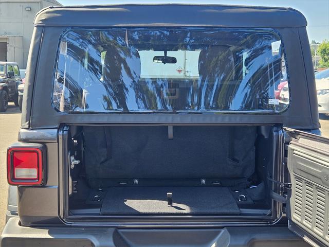 new 2025 Jeep Wrangler car, priced at $31,993