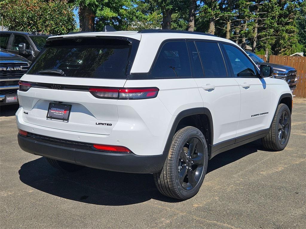 new 2025 Jeep Grand Cherokee car, priced at $47,743