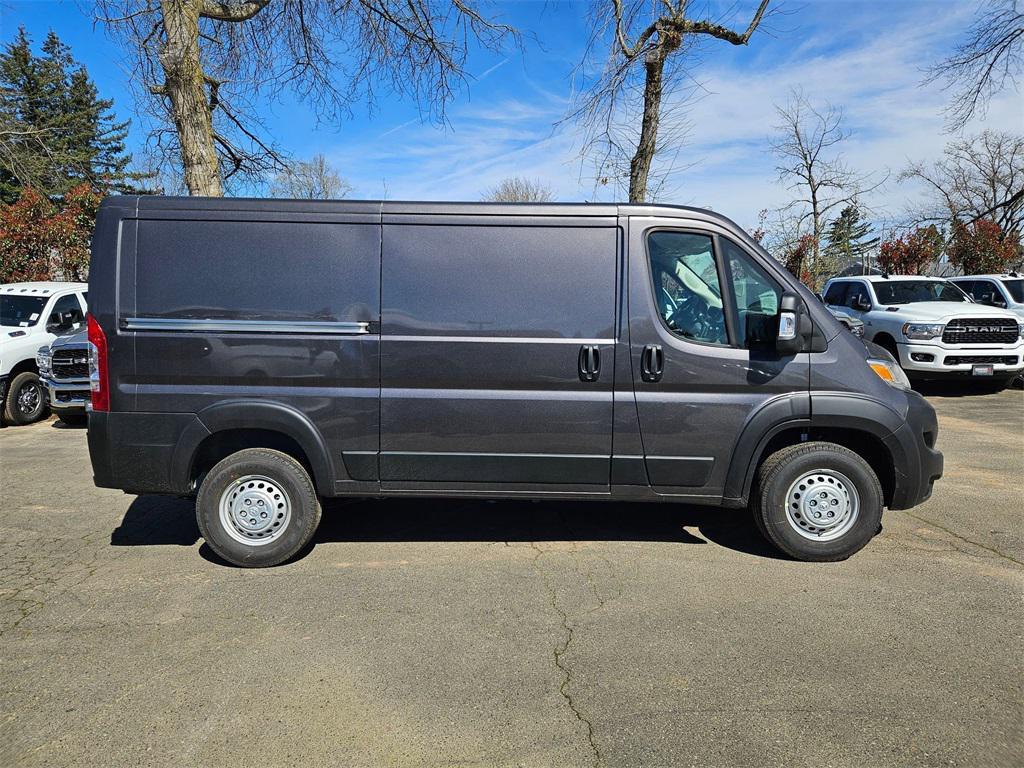 new 2025 Ram ProMaster 2500 car, priced at $44,493