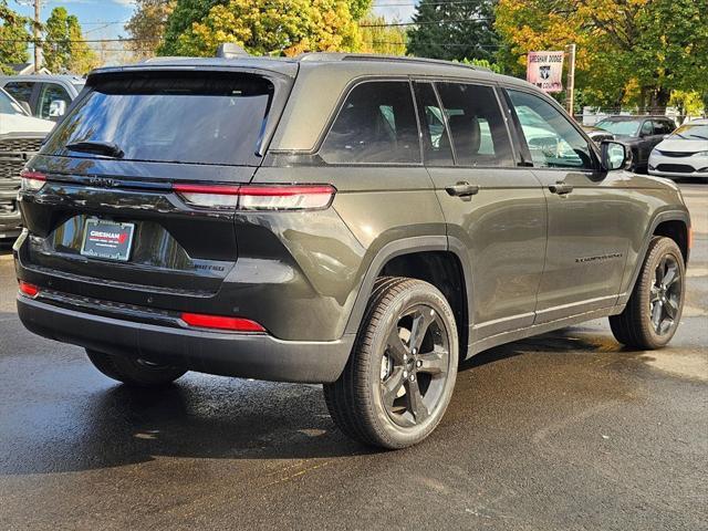 new 2025 Jeep Grand Cherokee car, priced at $47,993