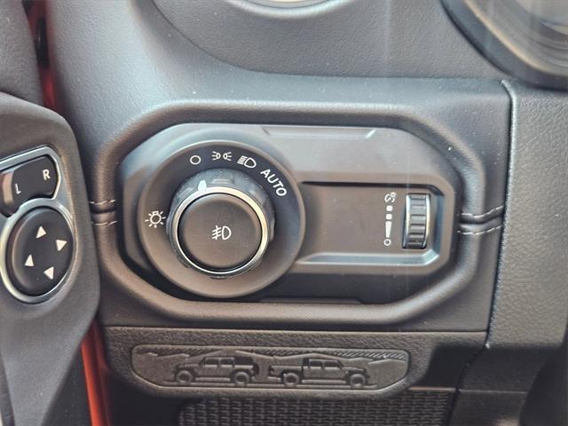 new 2025 Jeep Wrangler car, priced at $48,993