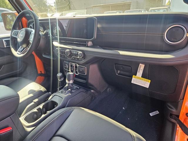 new 2025 Jeep Wrangler car, priced at $48,993